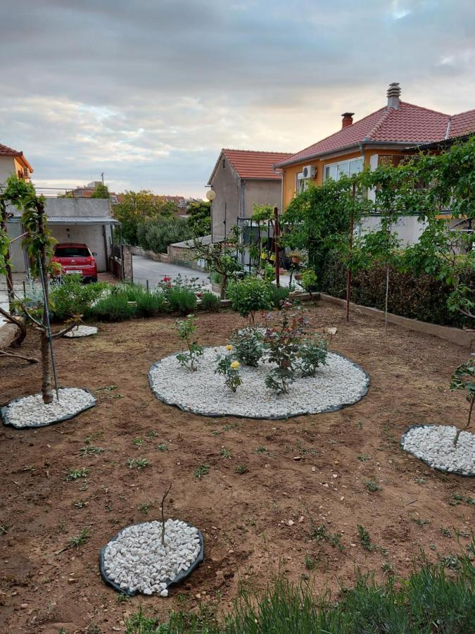 Apartments Jelicic Biograd Na Moru Exterior photo